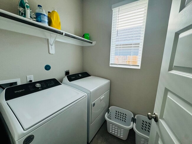 Building Photo - 5608 Madden Ln