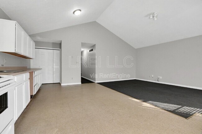 Building Photo - 410 N 21st St