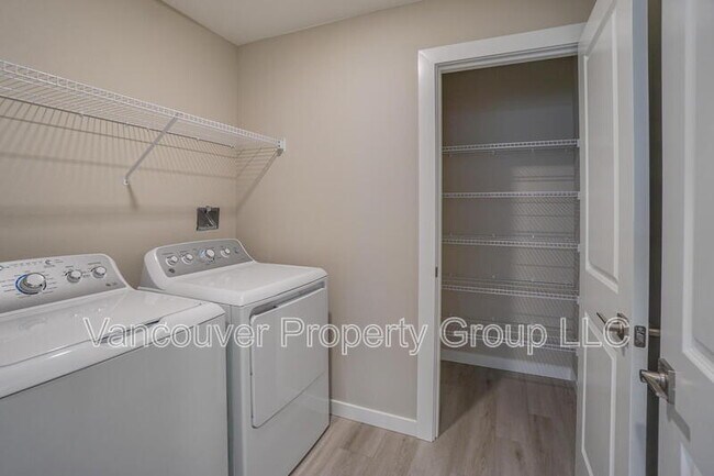 Building Photo - 721 NW 178th Wy