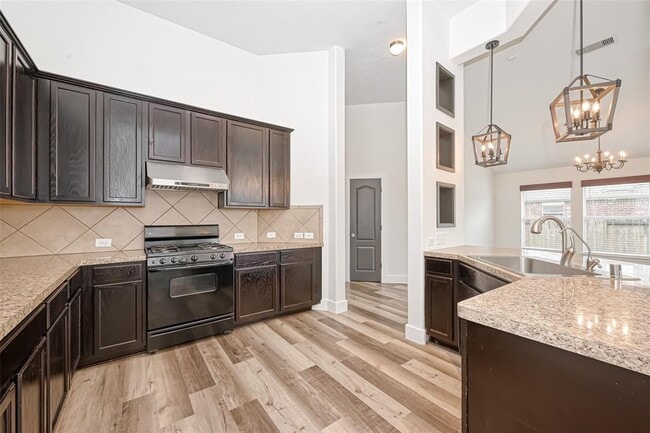 Building Photo - 3618 Hera Dr