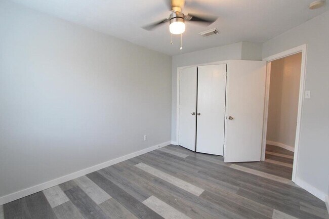 Building Photo - 4611 Parkstone Bend Ct