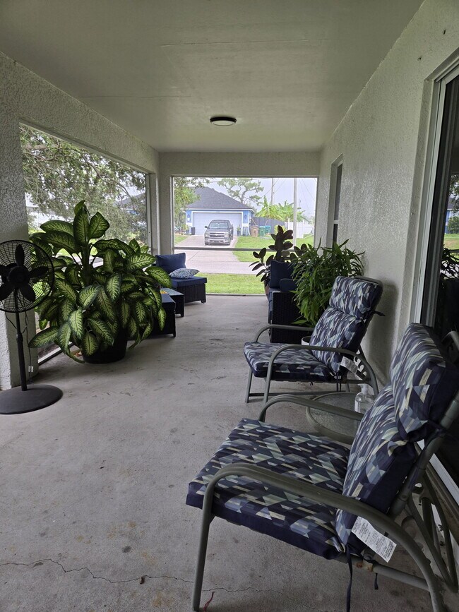 Building Photo - Northwest 20th Place, Cape Coral, FL 33993...