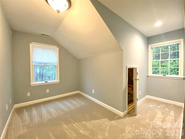 Building Photo - 10115 Timberhitch Rd