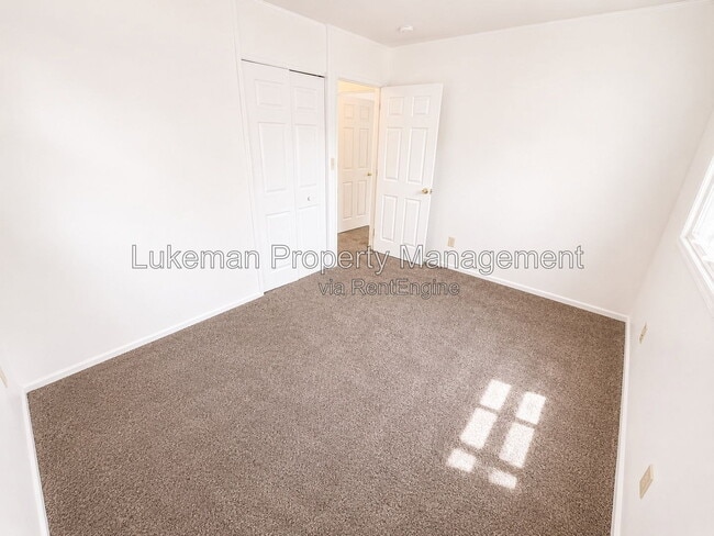 Building Photo - 3006 Nellbert St