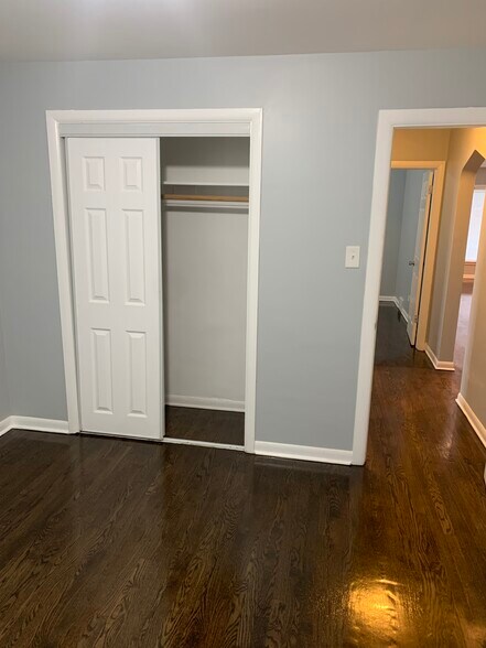 Building Photo - 7918 S Wood St