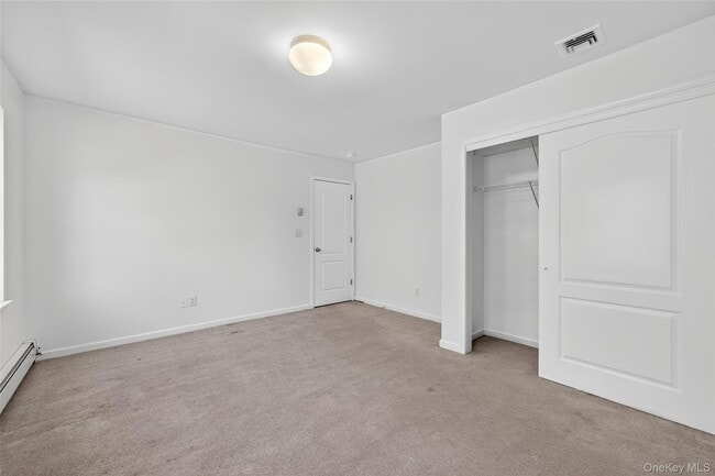 Building Photo - 1281 NY-208