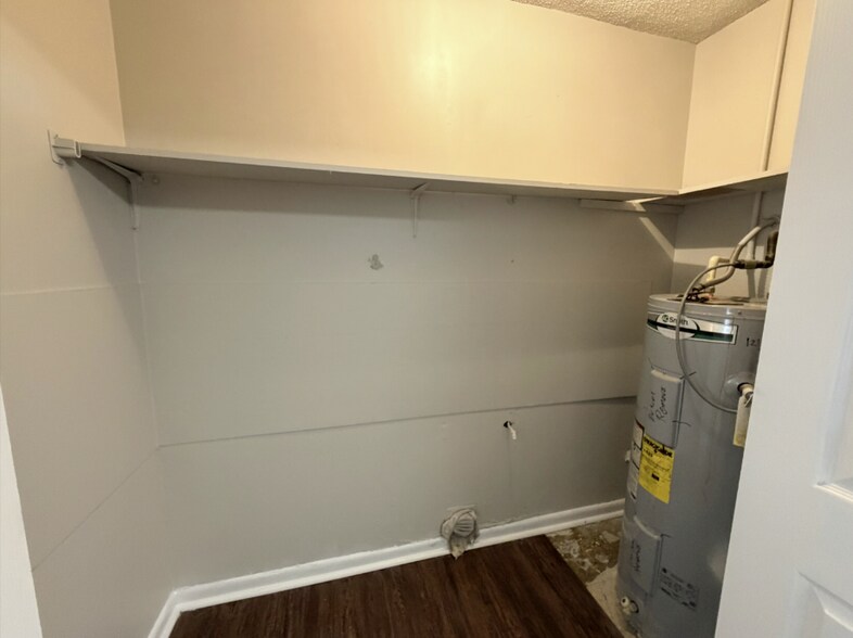 Building Photo - 3696 Morton St