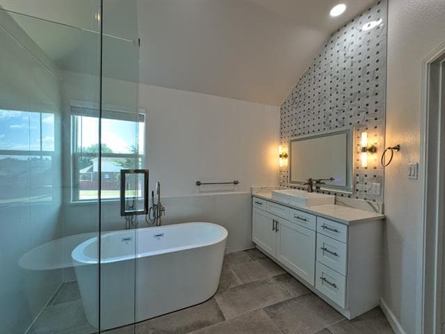 Building Photo - 1402 Stone Canyon Way