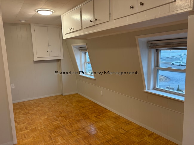 Building Photo - 51 Matilda St