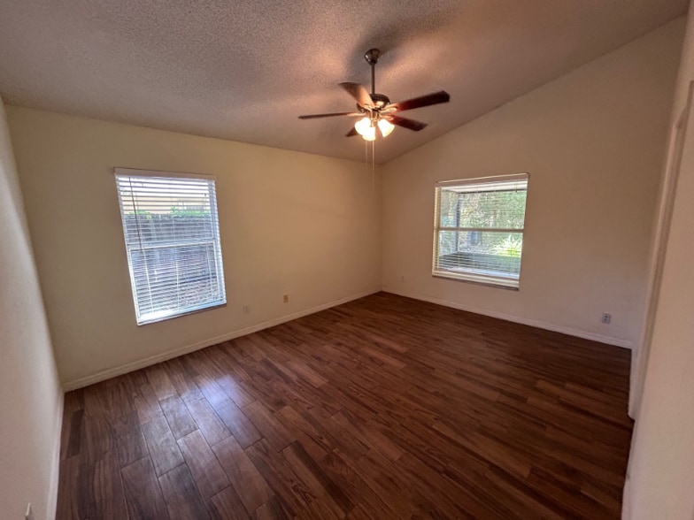 Building Photo - 4434 Brookdale Ct