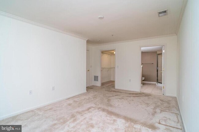 Building Photo - 12251 Roundwood Rd