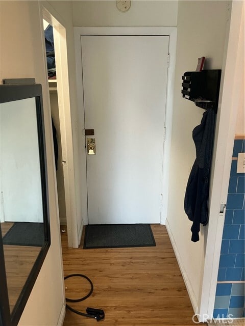 Building Photo - 140 Linden Ave