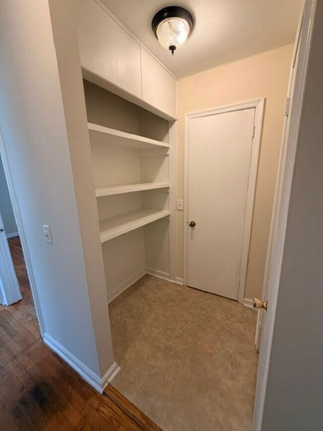 Building Photo - Three bedroom brick home available now!
