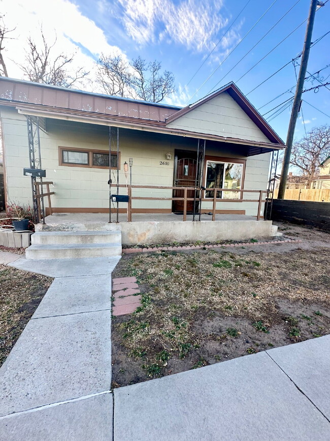 Primary Photo - 2610 Snyder Ave