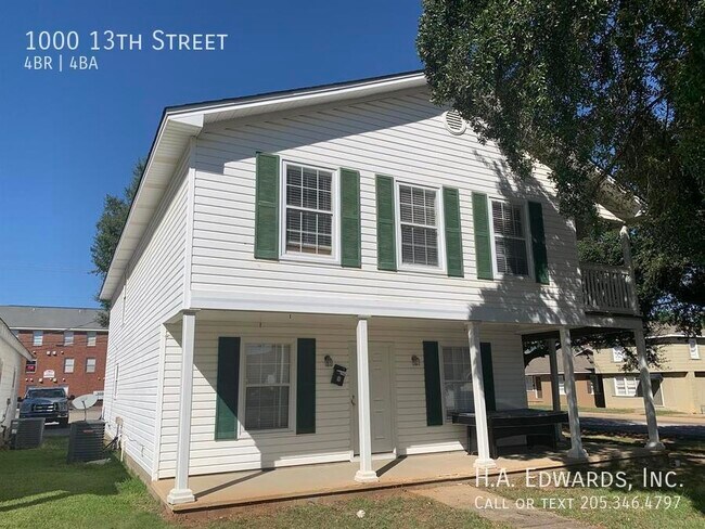 Primary Photo - 1000 13th St