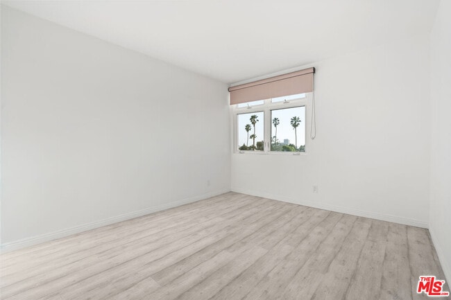 Building Photo - 900 Euclid St