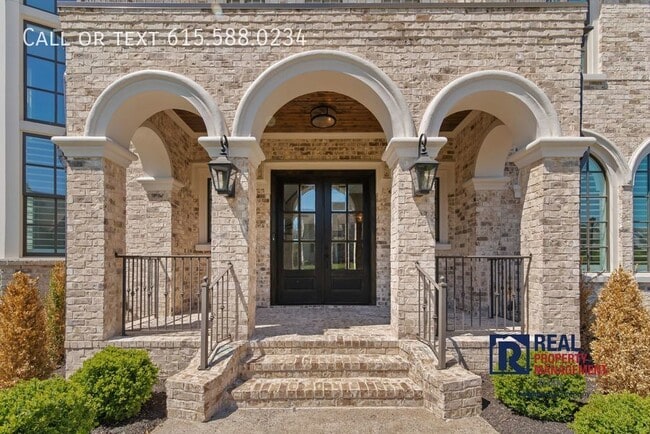 Building Photo - 9220 Lehigh Dr