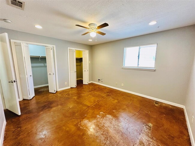 Building Photo - 3428 Willowrun Dr
