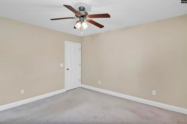 Building Photo - 304 Hampton Forest Drive