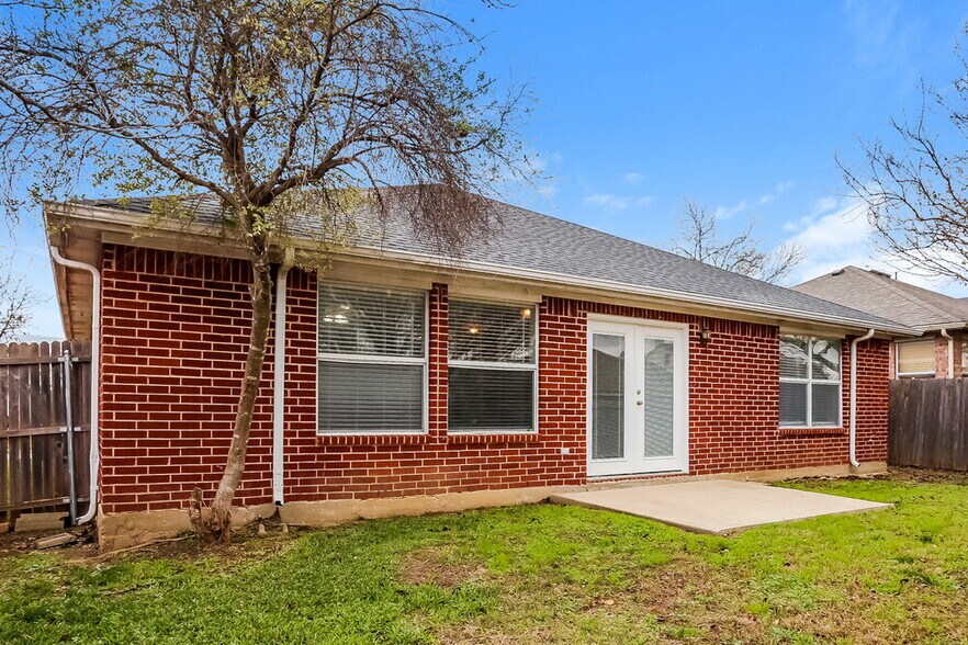 Building Photo - 522 Blueberry Hill Ln