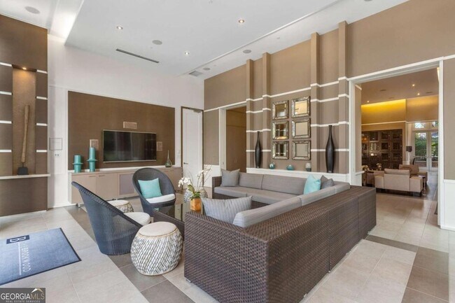 Building Photo - 1820 Peachtree St NW