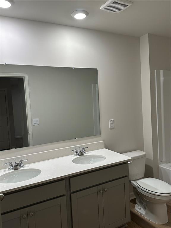 Building Photo - 68 Hughes Pl Dr