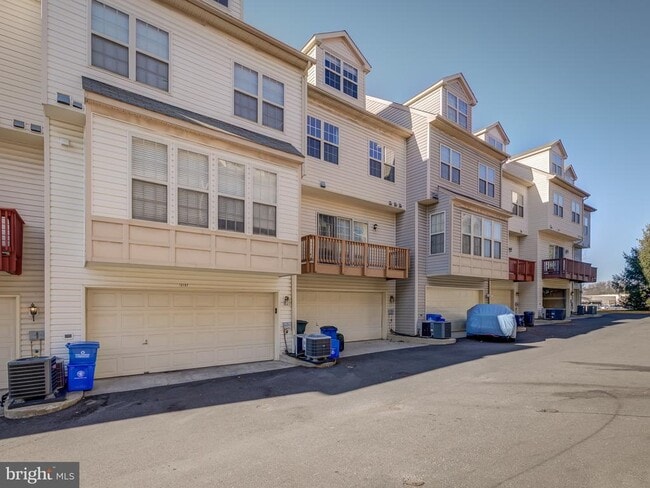 Building Photo - 12139 Amber Ridge Cir