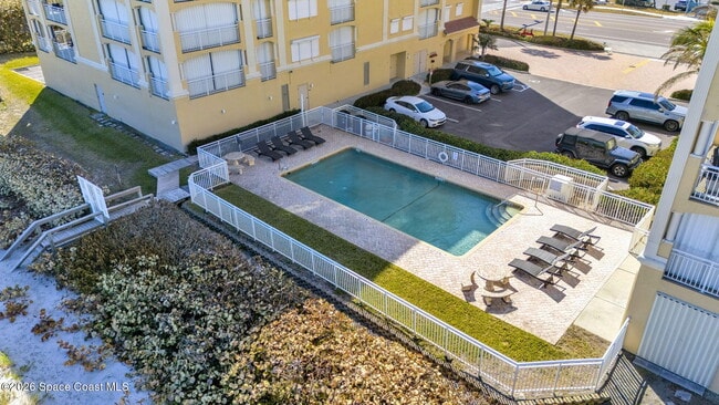 Building Photo - 1085 S Hwy A1A