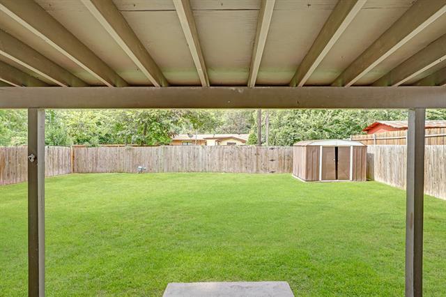 Building Photo - 1826 Crest Ridge Dr