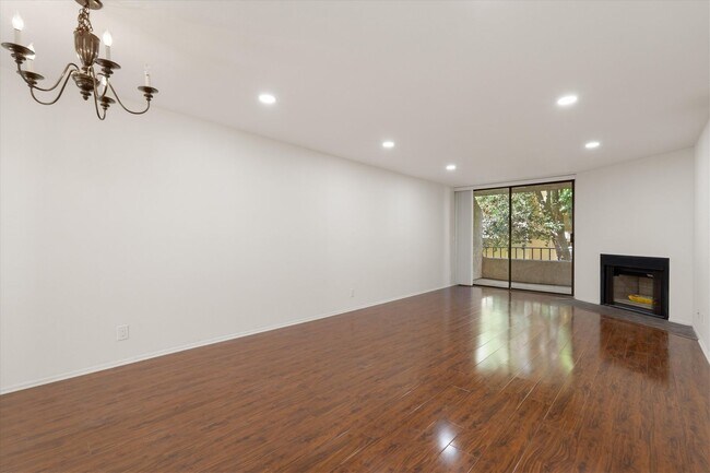 Building Photo - 4141 Via Marisol