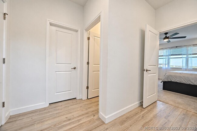Building Photo - 14252 Murney Wy