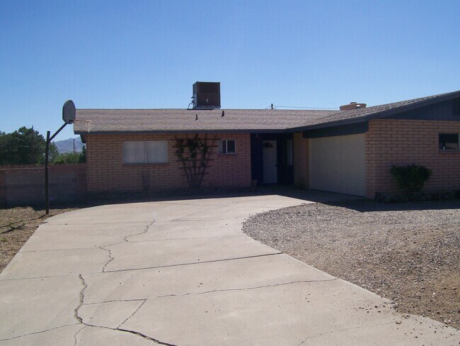 Primary Photo - 3706 Martingale Dr