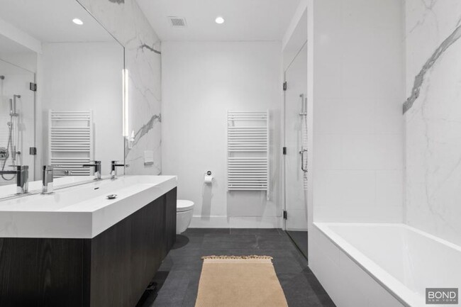 Building Photo - 2 bedroom in New York NY 10009