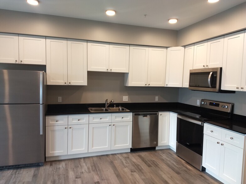 Triple Rock Apartments 3817 Elwood Ave Bellingham WA 98229