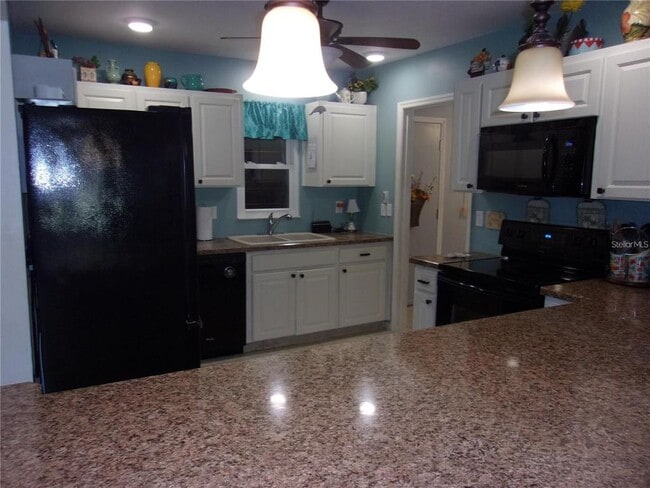 Building Photo - 1814 Columbine Pl