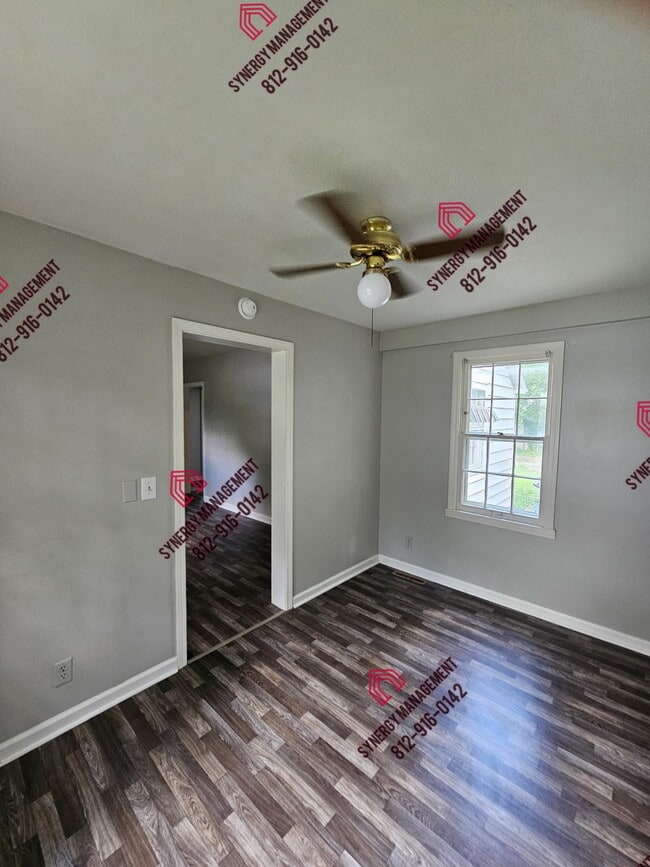 Building Photo - 731 Bayard Park Dr