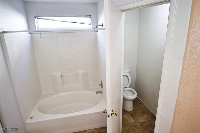 Building Photo - 425 Don Fernando Circle