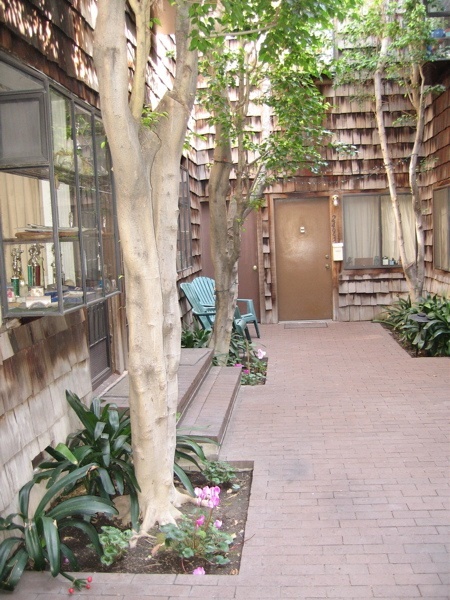 Courtyard - 2491 S Barrington Ave