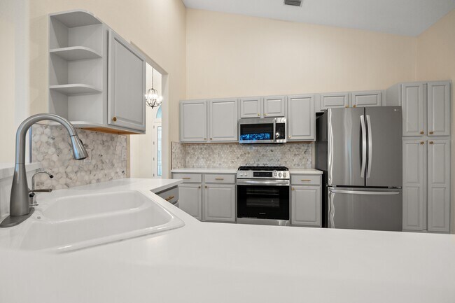 Building Photo - 6234 Sturbridge Ct