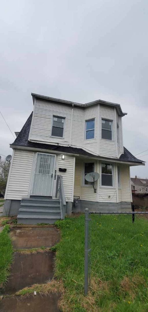 Building Photo - 9703 Elwell Ave