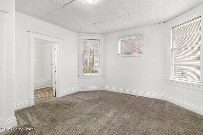 Building Photo - 2604 Hale Ave