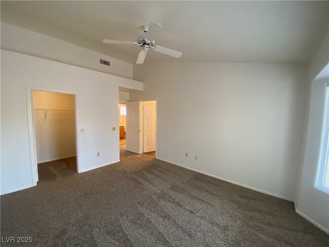 Building Photo - 9612 Buckhorn Dr