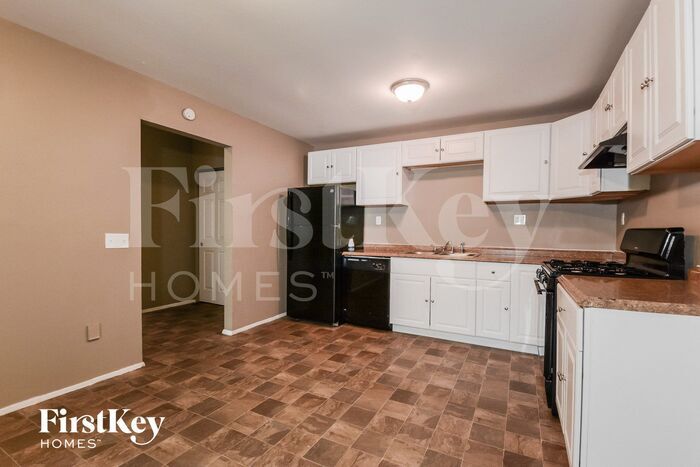 Building Photo - 844 Townhouse Ln