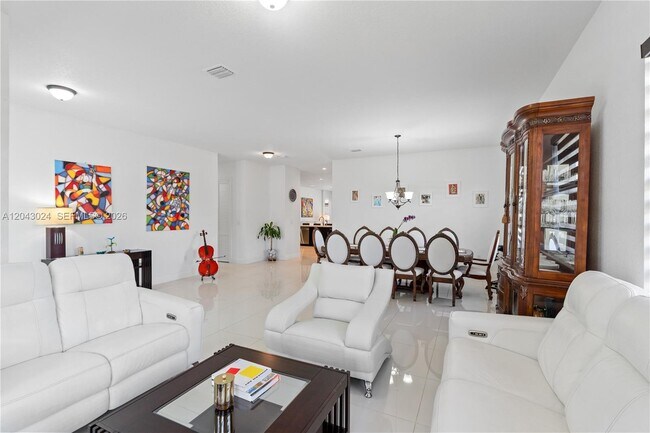 Building Photo - 21365 SW 177th Ave