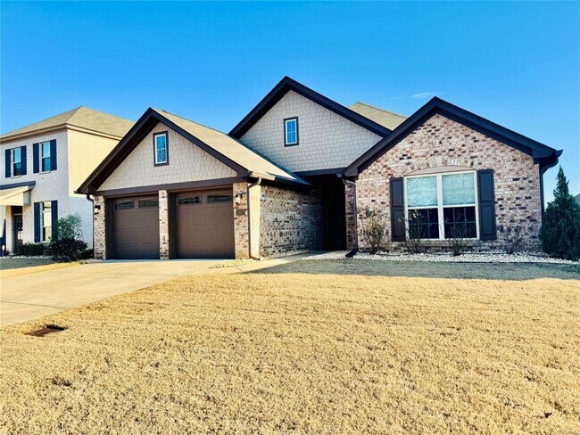 Building Photo - 730 Hedgefield Way