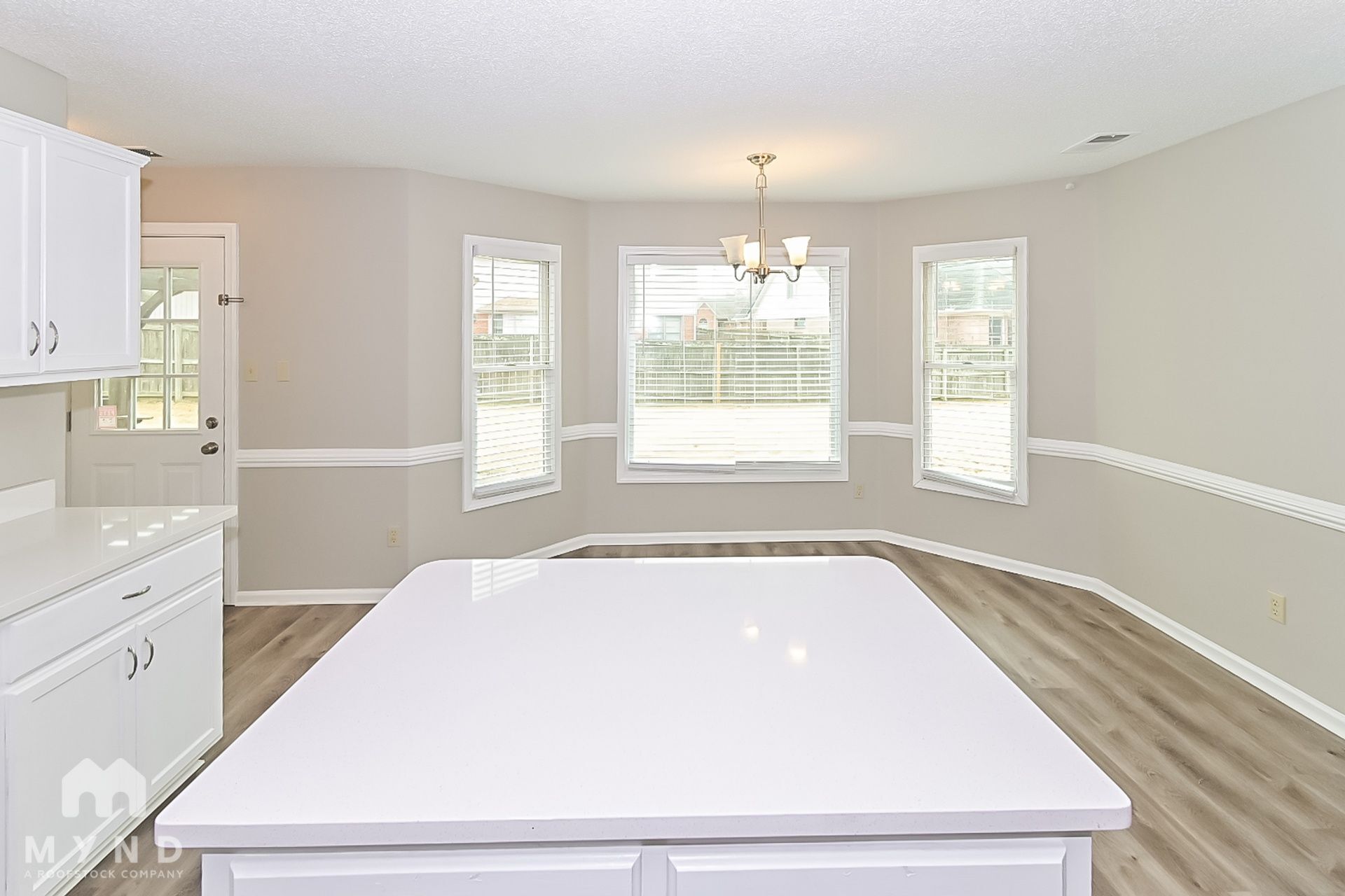 Building Photo - 8819 Lindstrom Cove