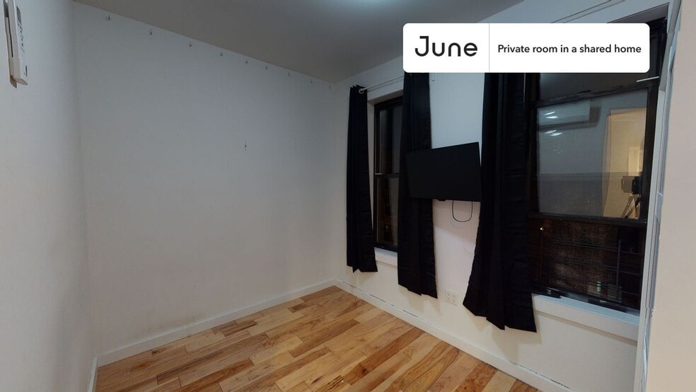 Building Photo - Room in Shared 4 bed/2 bath home