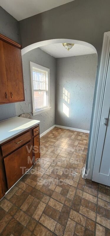 Building Photo - 14717 Milverton Rd