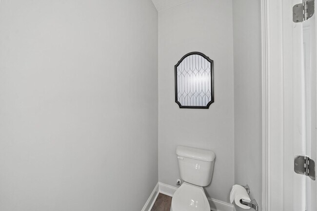 Building Photo - 25 Perlieu Ct