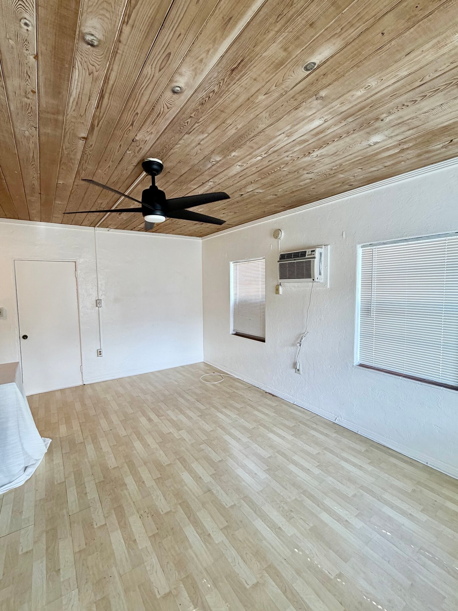 Building Photo - 1101 N Federal Hwy